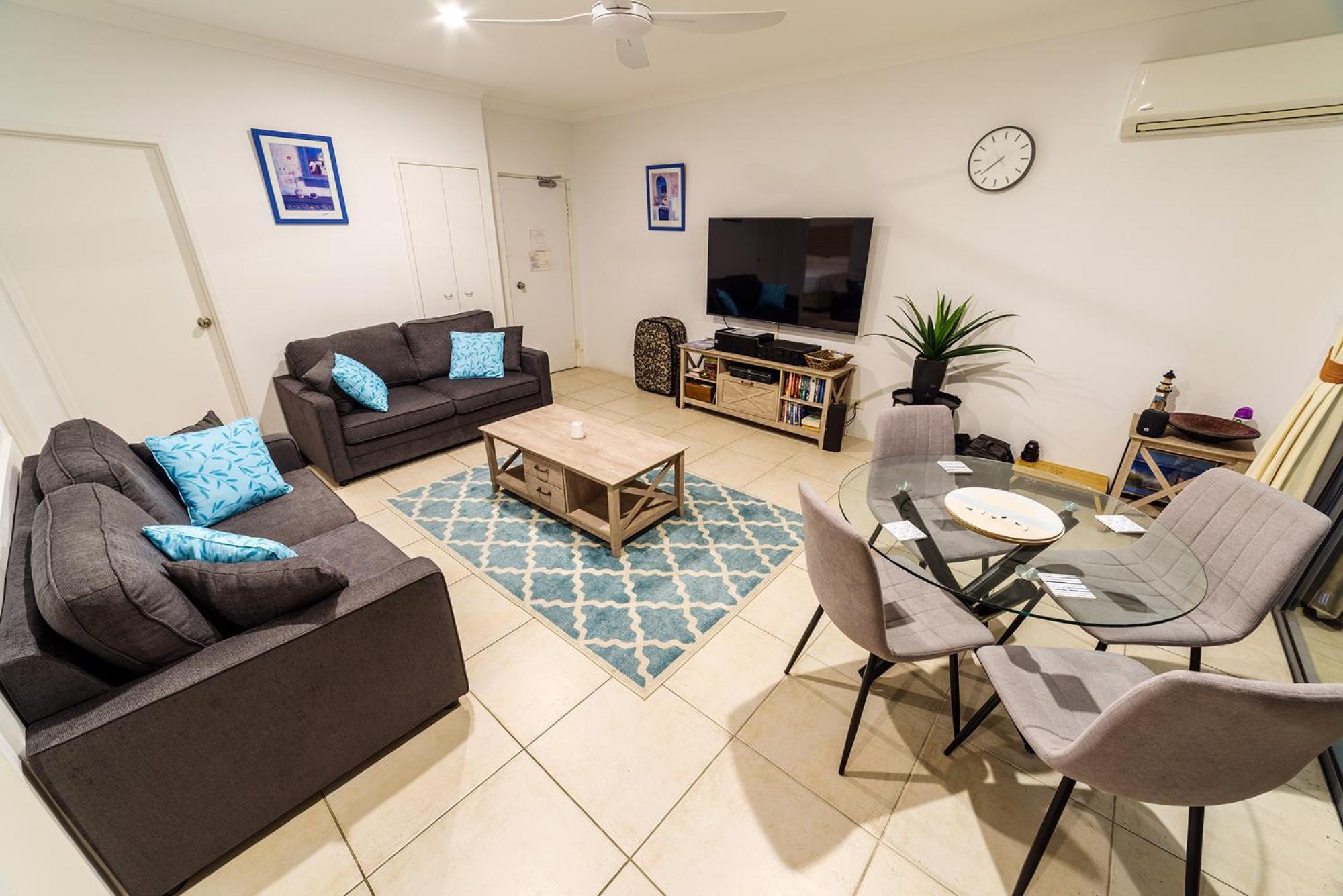 Coolum Beach Resort Экстерьер фото